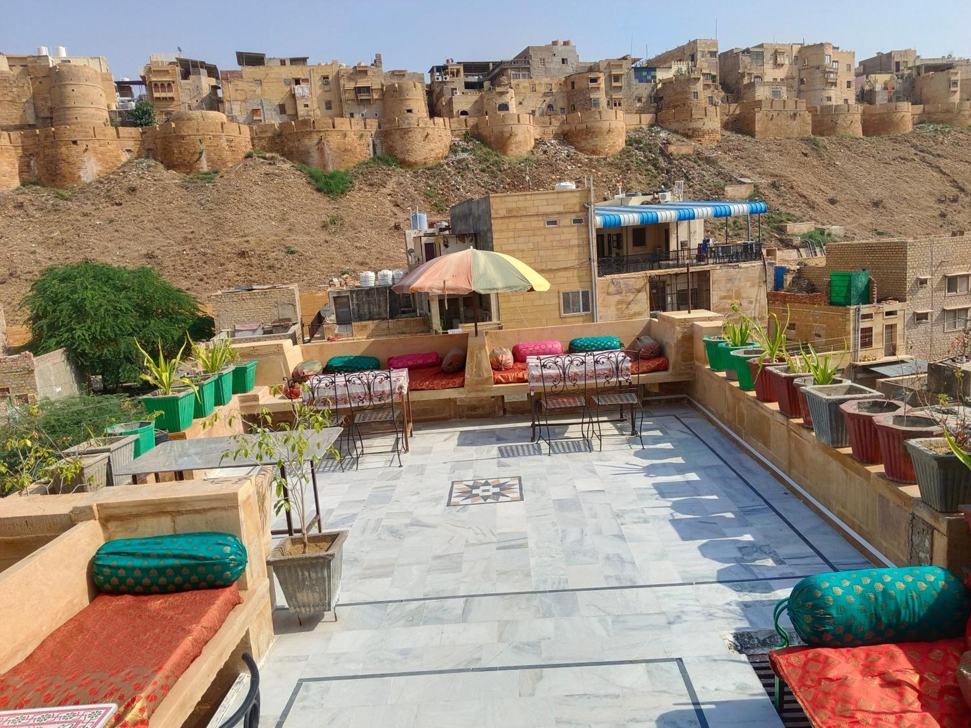 Hotel Oasis Haveli Jaisalmer (Adults Only) ภายนอก รูปภาพ