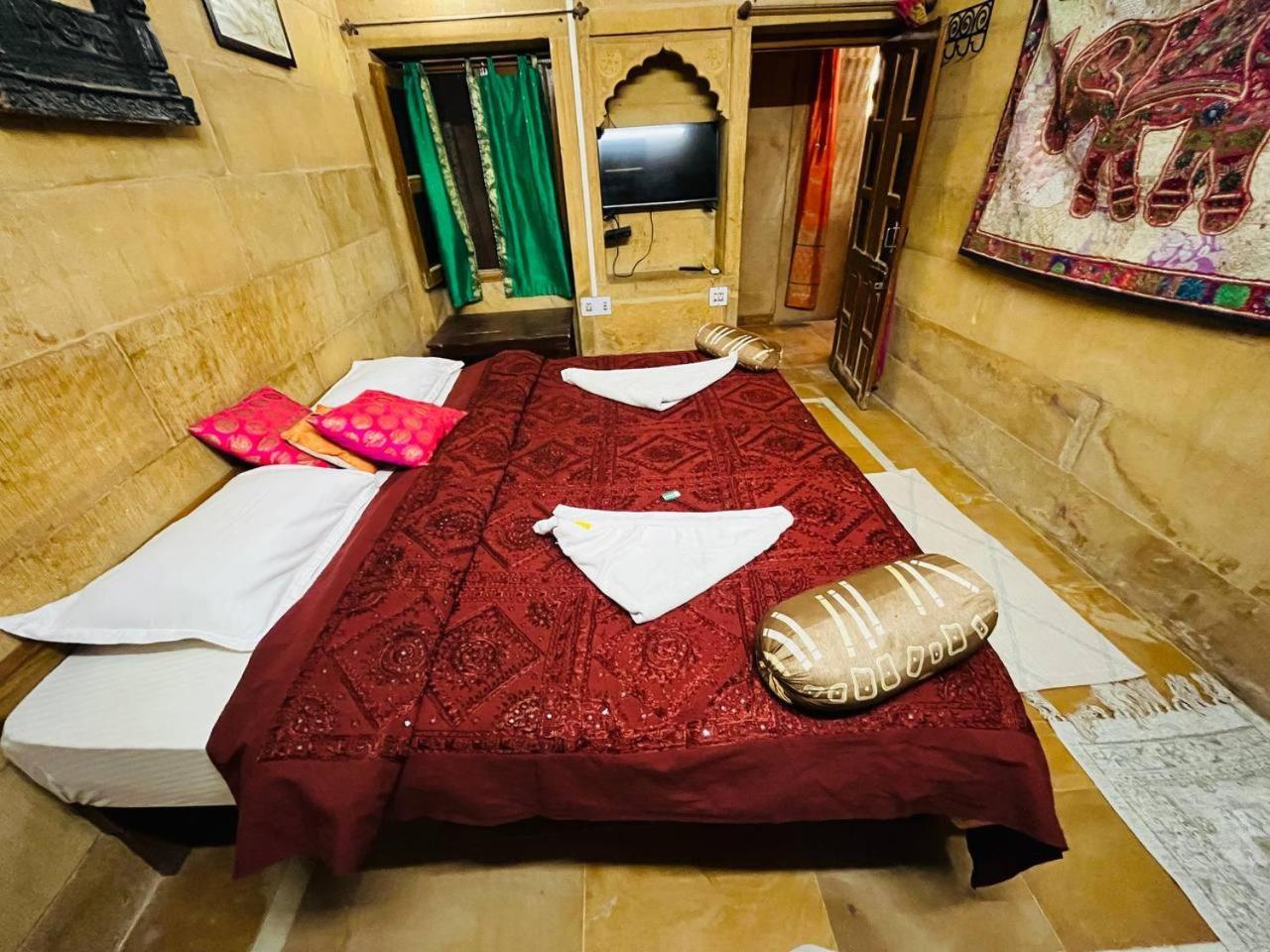 Hotel Oasis Haveli Jaisalmer (Adults Only) ภายนอก รูปภาพ