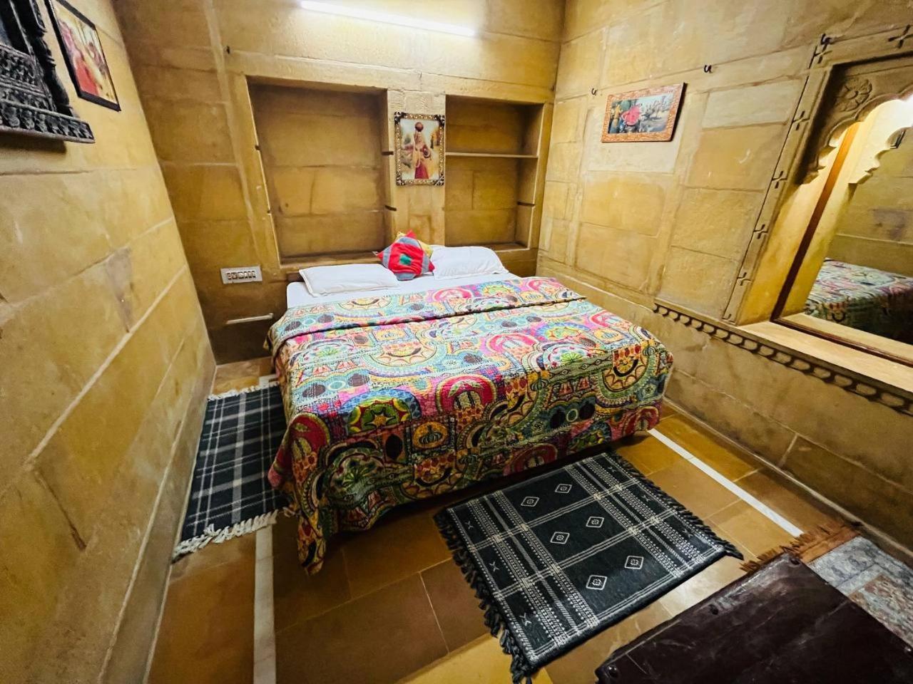 Hotel Oasis Haveli Jaisalmer (Adults Only) ภายนอก รูปภาพ
