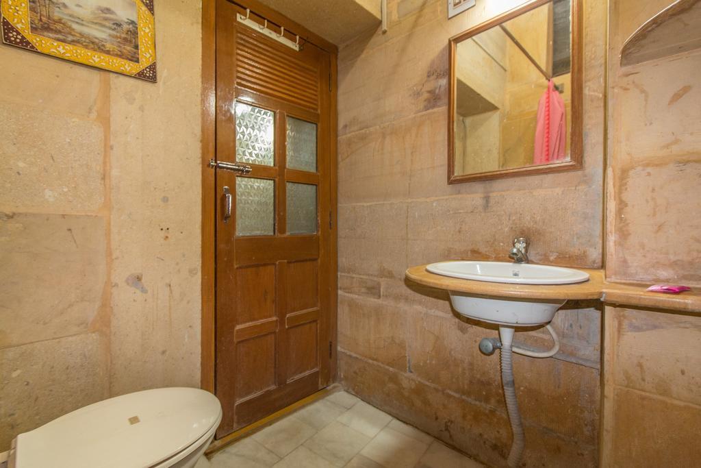 Hotel Oasis Haveli Jaisalmer (Adults Only) ภายนอก รูปภาพ