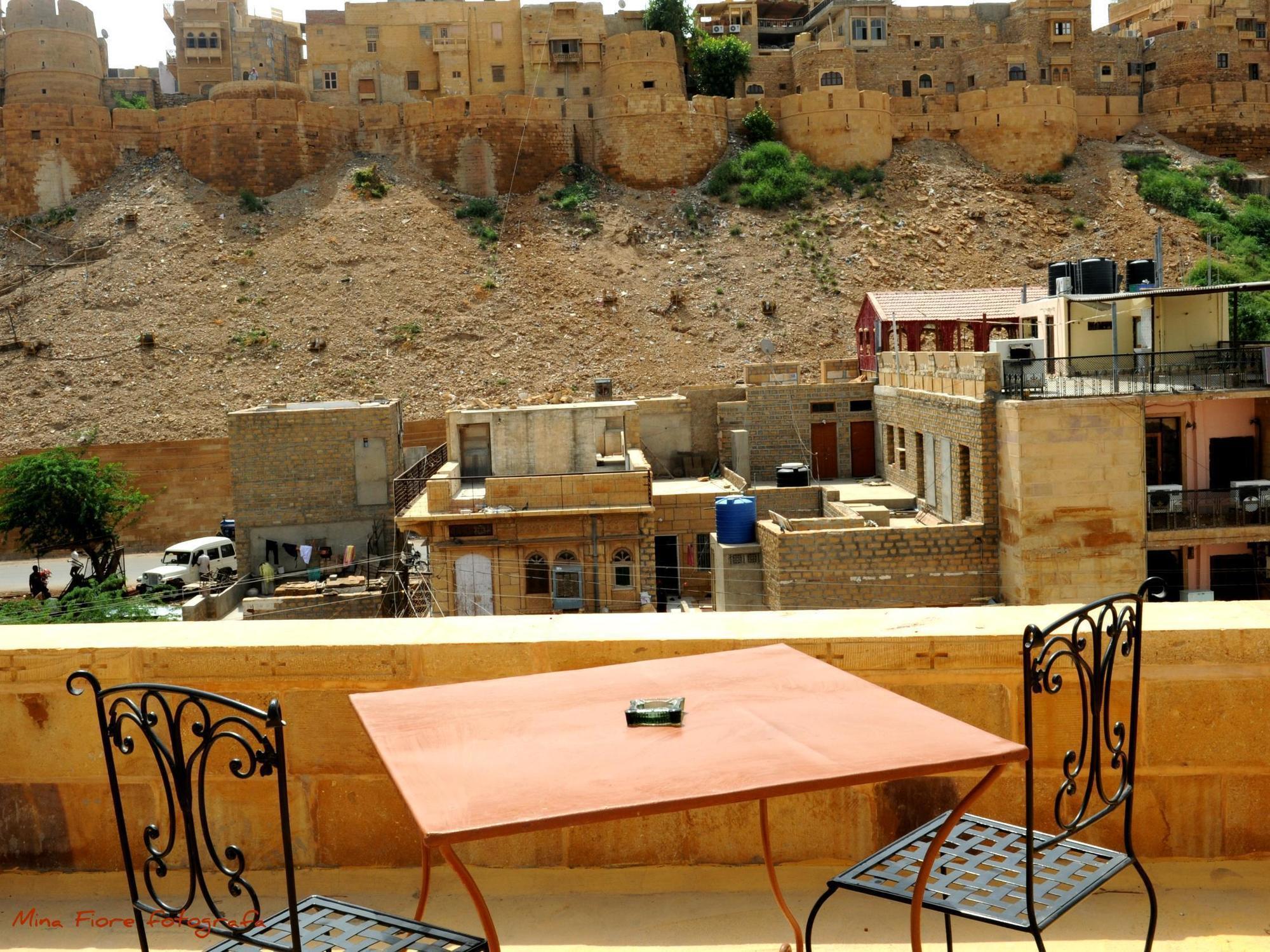 Hotel Oasis Haveli Jaisalmer (Adults Only) ภายนอก รูปภาพ