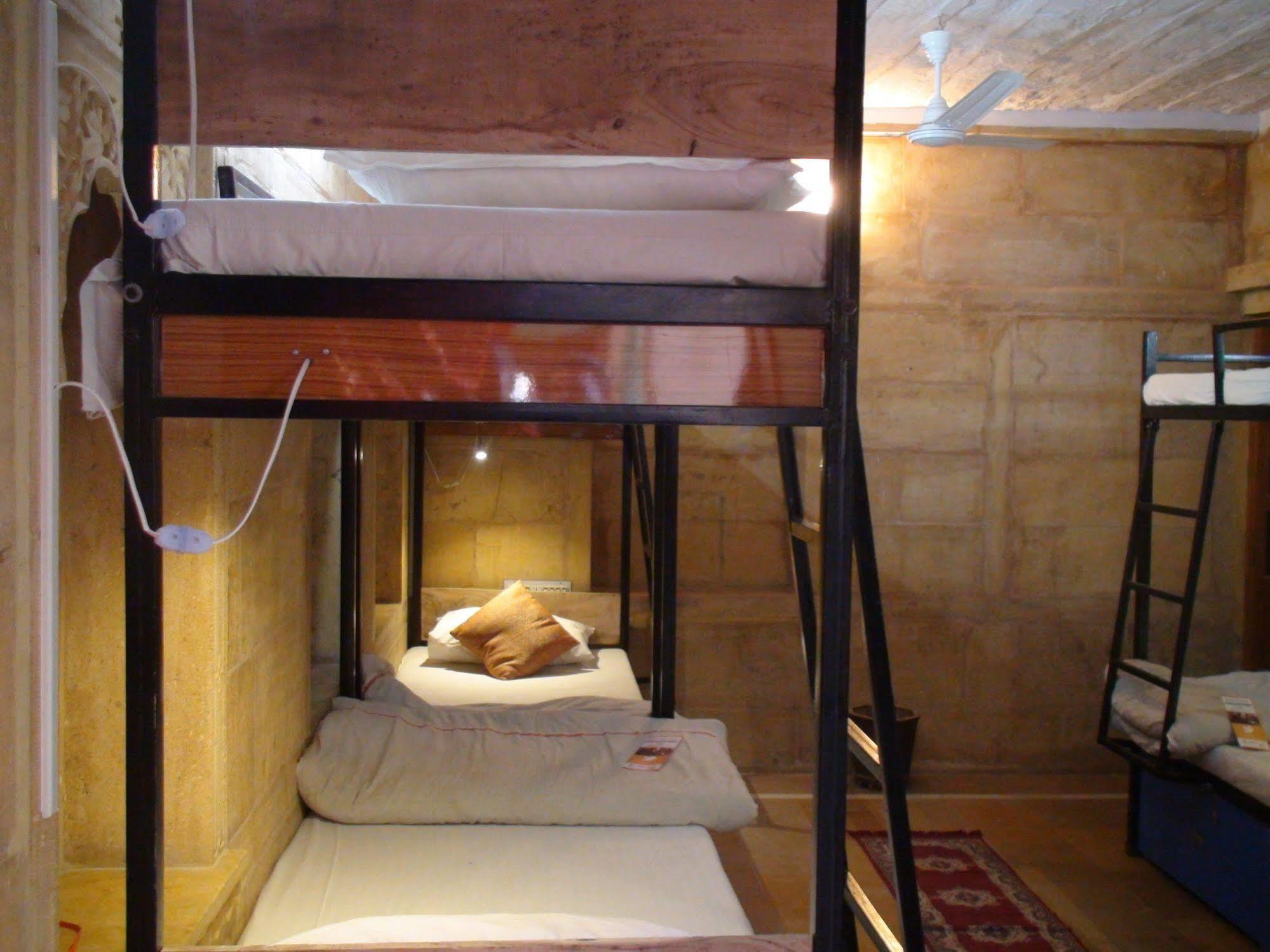 Hotel Oasis Haveli Jaisalmer (Adults Only) ภายนอก รูปภาพ